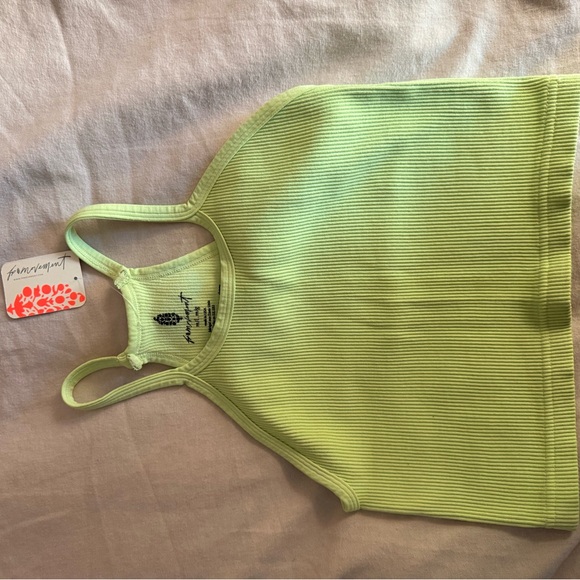 FREE PEOPLE HAPPINESS RUN - Picture 2 of 3